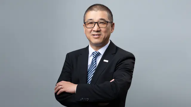 王伟良 先生