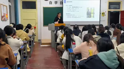 安徽高校召集人小王进行宣讲会